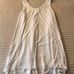 BB Dakota Classic White shift dress